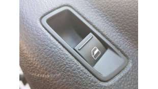 MANDO ELEVALUNAS TRASERO...