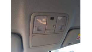 LUZ INTERIOR TOYOTA AURIS...