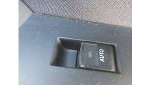 MANDO ELEVALUNAS TRASERO...