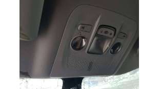 LUZ INTERIOR PEUGEOT 2008...