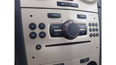 SISTEMA AUDIO / RADIO CD OPEL CORSA D...