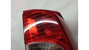 PILOTO TRASERO DERECHO... 2