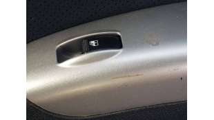 MANDO ELEVALUNAS TRASERO...