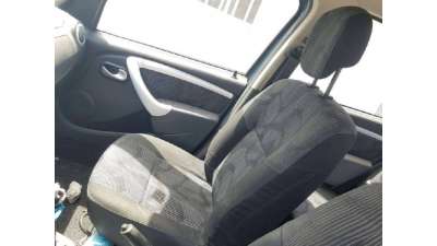 ASIENTO DELANTERO DERECHO DACIA...