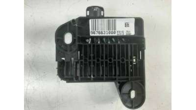 CAJA RELES / FUSIBLES CITROEN C3 AIRCROSS  - M.928023 / 9676631080