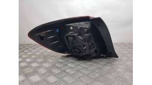 PILOTO TRASERO DERECHO... 2