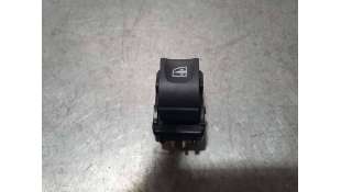 MANDO ELEVALUNAS DELANTERO...