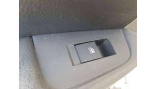 MANDO ELEVALUNAS TRASERO...