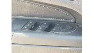 MANDO ELEVALUNAS DELANTERO...