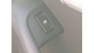 MANDO ELEVALUNAS TRASERO...