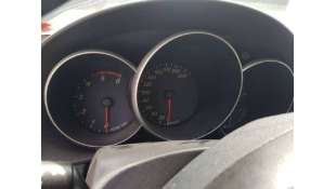 CUADRO INSTRUMENTOS MAZDA 3...