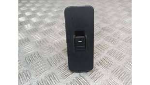 MANDO ELEVALUNAS TRASERO...