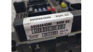 CAJA RELES / FUSIBLES...