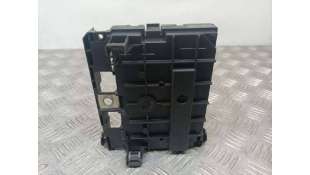 CAJA RELES / FUSIBLES... 2