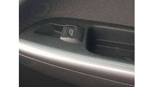 MANDO ELEVALUNAS DELANTERO...