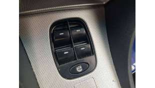 MANDO ELEVALUNAS DELANTERO...