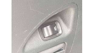 MANDO ELEVALUNAS TRASERO...