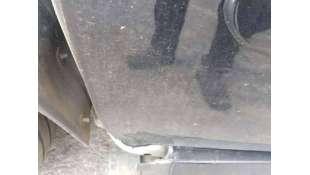 PUERTA DELANTERA IZQUIERDA... 2