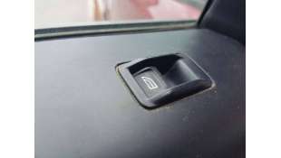 MANDO ELEVALUNAS TRASERO...