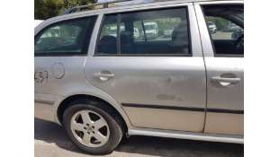 PUERTA TRASERA DERECHA...