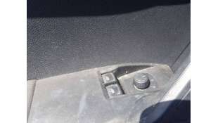 MANDO ELEVALUNAS DELANTERO...