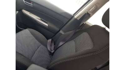 ASIENTO DELANTERO DERECHO SUZUKI...