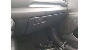 GUANTERA KIA STONIC 1.0...