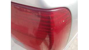 PILOTO TRASERO DERECHO... 2