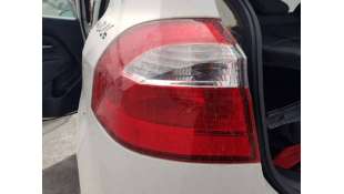 PILOTO TRASERO IZQUIERDO...