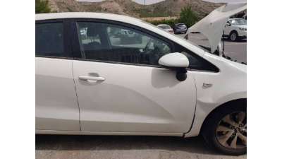 PUERTA DELANTERA DERECHA KIA RIO 1.2...