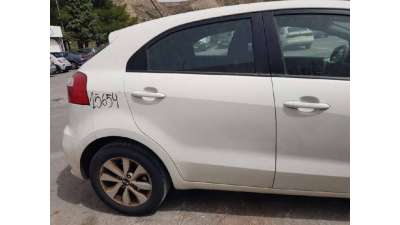 PUERTA TRASERA DERECHA KIA RIO 1.2...