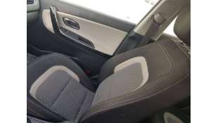 ASIENTO DELANTERO DERECHO...