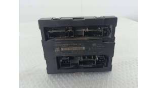 CAJA RELES / FUSIBLES AUDI...