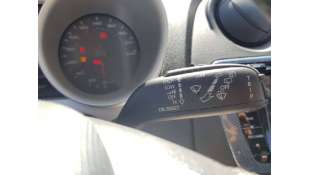 MANDO LUCES Y LIMPIA SEAT...