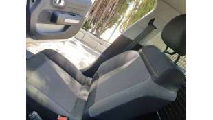 ASIENTO DELANTERO DERECHO...