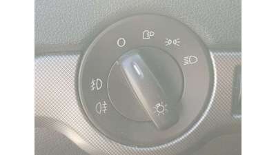 MANDO LUCES SKODA OCTAVIA BERLINA 2.0...