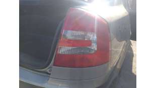 PILOTO TRASERO DERECHO...