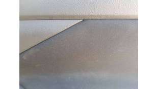 ELEVALUNAS TRASERO DERECHO...