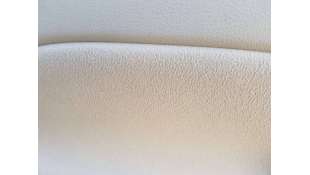 ELEVALUNAS TRASERO DERECHO...