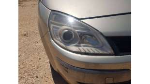 FARO DERECHO RENAULT SCENIC...