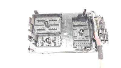 CAJA RELES / FUSIBLES OPEL ASTRA J LIM. 4TÜRIG  - M.959181 / 13368642