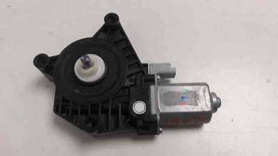 MOTOR ELEVALUNAS DELANTERO DERECHO RENAULT KADJAR  - M.961230 / 180307C22008