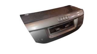 TAPA MALETERO AUDI A6 BERLINA  - M.967002 / 4B5827023R