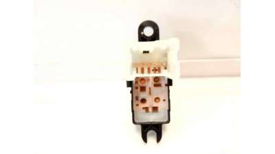 MANDO ELEVALUNAS TRASERO DERECHO NISSAN QASHQAI  - M.1001736 / 254111KL5A