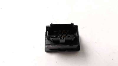 MANDO ELEVALUNAS TRASERO IZQUIERDO VOLKSWAGEN GOLF III BERLINA  - M.1006733 / 1H0959855A