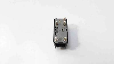 MANDO ELEVALUNAS DELANTERO DERECHO MERCEDES CLASE E  BERLINA  - M.1011226 / 1248209010KZ