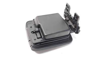 APOYABRAZOS CENTRAL VOLVO C30  - M.1015356 / 39867437