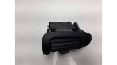REJILLA AIREADORA MERCEDES CLASE CLC  CLC  - M.1045628 / 2038300254