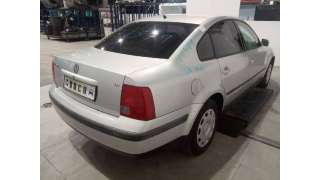 VOLKSWAGEN PASSAT BERLINA (3B2) 1996-2000 Comfortline Berlina sedan 125 Sin plomo 95  - 22579