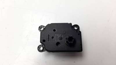 MOTOR APERTURA TRAMPILLAS CLIMATIZADOR FORD FOCUS LIM.  - M.1059129 / AV6N19E616AA